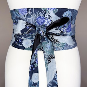 Reversible Obi Style Belt - Japanese Crane & Chrysanthemum Kimono Pattern - Lined With Duchess Satin