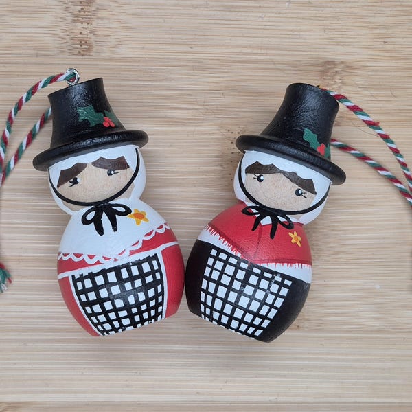 Welsh Lady Christmas Tree Decoration