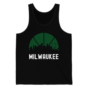 Milwaukee Skyline Wisconsin Cityscape Basketball B-Ball Retro Tank Top For Men Women