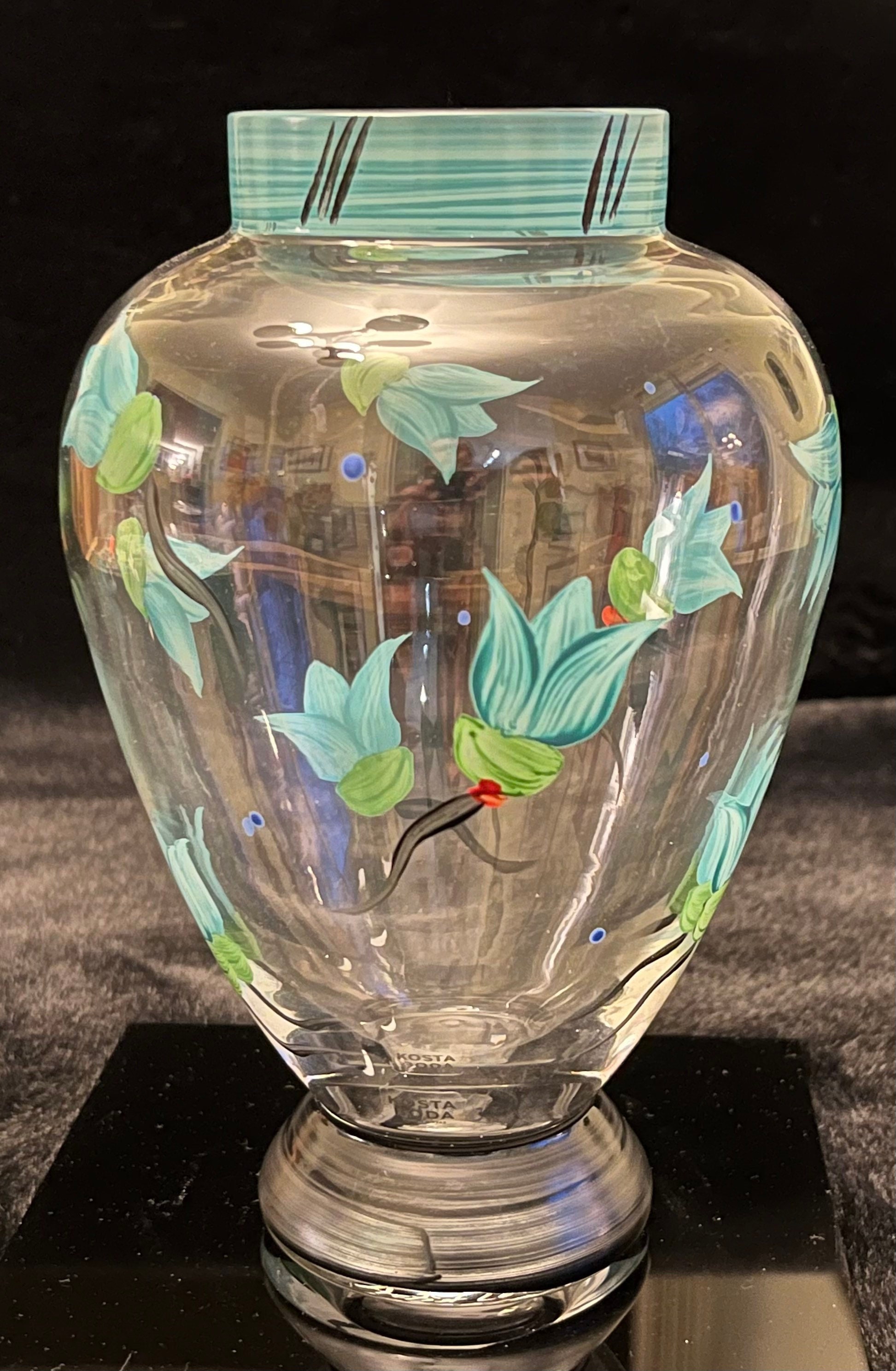 Kosta Boda, Ulrica Hydman Vallien, Paradise Vase Model 48516 