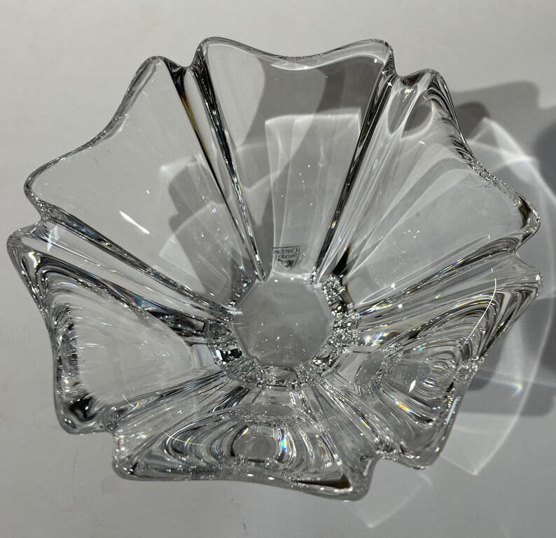 Vintage Orrefors Sweden tulip Crystal vase signed and stickered image 3