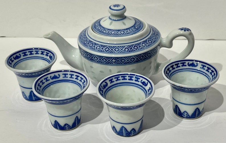 Vintage miniature Chinese Rice Eyes porcelain Teapot blue and Cups image 1