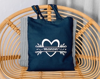 Sacola personalizada, presente para professora, presente para babá com nome, sacola em formato de coração, presente personalizado para madrinha, ideia de presente para mulheres