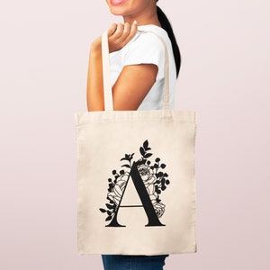 Tote Bag Vrouw gepersonaliseerde bloemenletter, canvas tas cabas, tote tas, tote tas cadeau vrouw, grafische tote tas, cadeau vrouw afbeelding 2