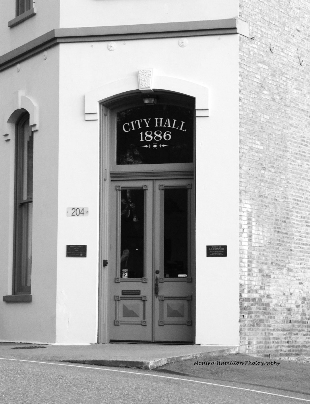 Heritage Architecture City Hall Door Picture Printed On Photo Or Canvas heritage-architecture-city-hall-door-picture-printed-on-photo-or-canvas