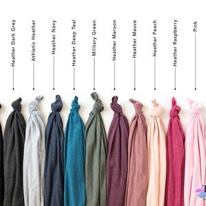Camiseta contra el cáncer infantil, camiseta de concientización sobre el cáncer, camiseta "En septiembre vestimos de oro", camiseta con lazo dorado, camiseta de enfermera oncológica, camiseta "En septiembre" imagen 7