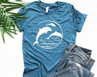 Dolphin Shirt | Dolphin Lover Shirt | Dolphin Gift | Dolphin T-shirt | Gifts for Dolphin Lovers | Retro Vintage | Sea Mammal | Animal Lovers