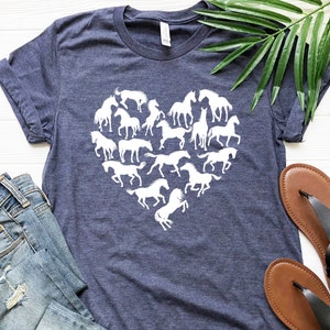 Horse Heart Shirt, Horse Lover Gift, Equestrian T-Shirt, Horse Riding Tee, Country Girl Shirt, Horse Graphic Tee, Western Cowgirl Top