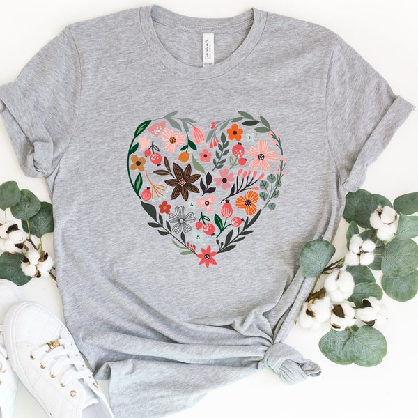Flower Heart Shirt, Nature Lover Shirt, Ladies Shirt, Valentine Shirt, Botanical Shirt, Floral Shirt, Flower Lover Gift, Best Friend Gift