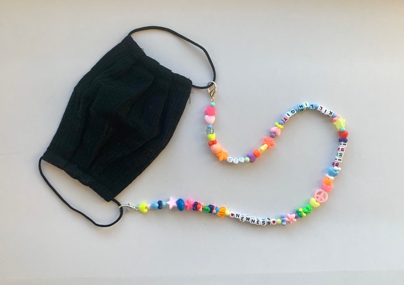 Colorful personalized beaded mask chain, rainbow face mask necklace holder, pony bead face mask lanyard, multicolor custom letter maskchain image 6