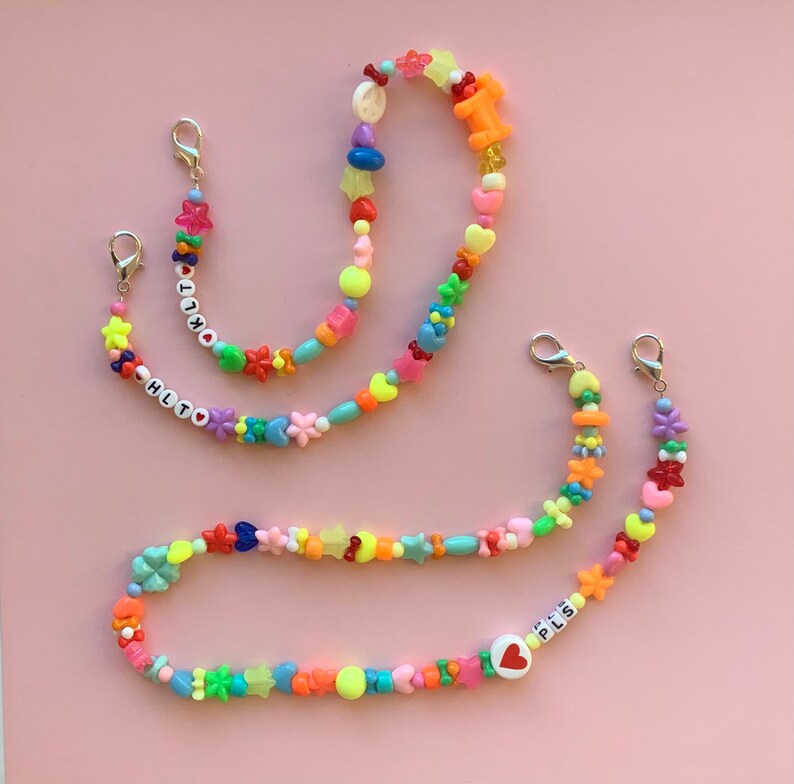 Colorful personalized beaded mask chain, rainbow face mask necklace holder, pony bead face mask lanyard, multicolor custom letter maskchain image 5