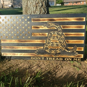 SVG Don't tread on me plik svg do użytku z CNC i laserami. Sprawdź nasz pakiet 50 Flag SVG, aby uzyskać ogromne oszczędności!!