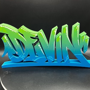 3D Printed Custom Personalized Graffiti Piece Letters Name Plate Stand Hand Drawn Painted Painted Desk Street Art One-of-a-Kind