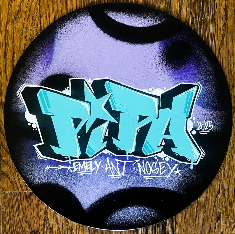 Graffiti Vinyl Record Personalized custom graffiti name, word, letters. Hand painted. Street Art, Spray Paint Wall Hanging Retro image 6