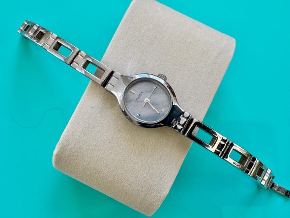 Vintage Timex Bluish Grey Dial