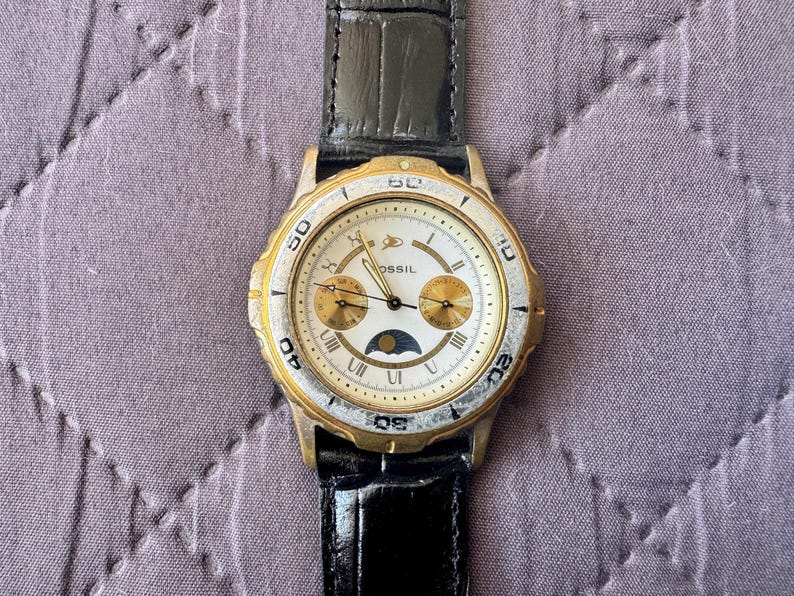 Vintage Fossil Chronograph Whimsical Moonphase Unisex Watch, Limited Edition early 1990’s Bild 1