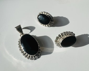 Vintage Taxco Sterling Silver Onyx Cabochon Earrings and Pendant
