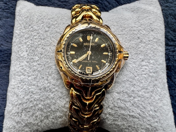 ladies dress watches under 100 Vintage Seiko Sports Watch, 1990's 100 dollar watches