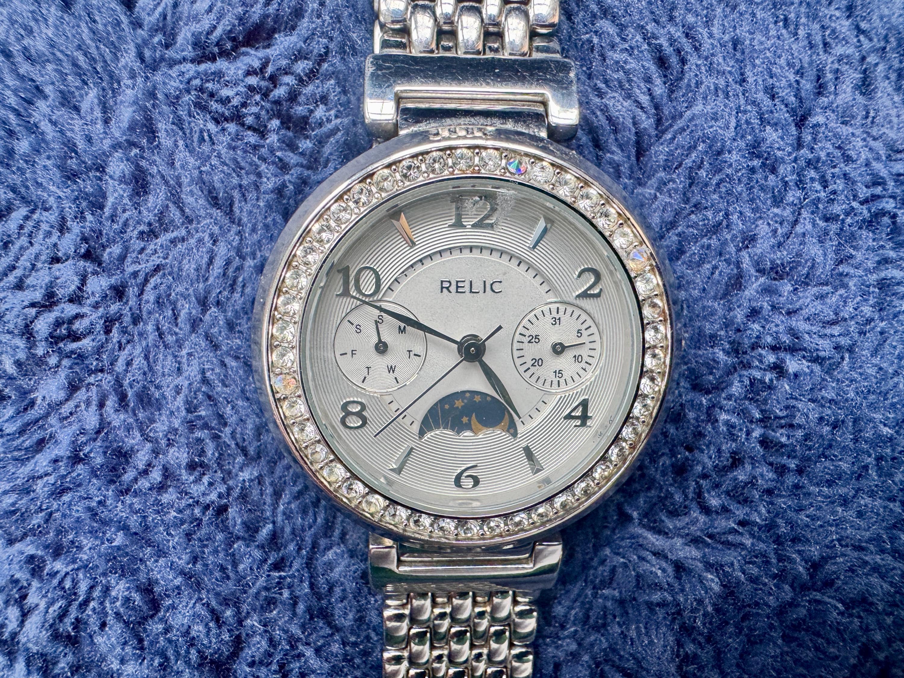 RELIC Woman\'s Quartz  Wrist Watch Pride & Peace Theme Flashing Digital Billboard Womens Relic Watch - Etsy main image 3