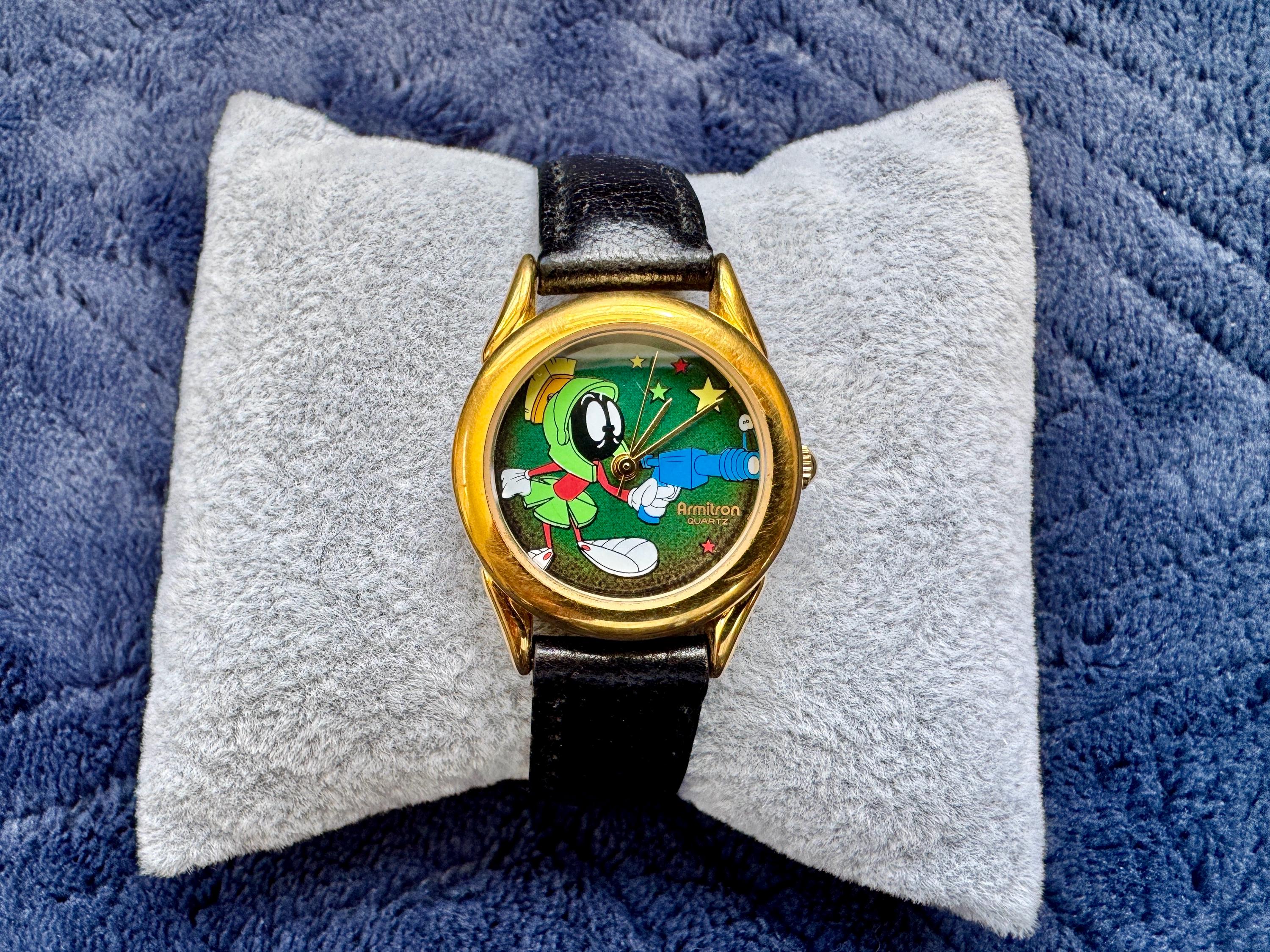 Group of Vintage watches looney tunes/disney Mickey Marvin the Martian Rare 1998 Vintage Marvin the Martian Musical Watch | 1990s  main image 2