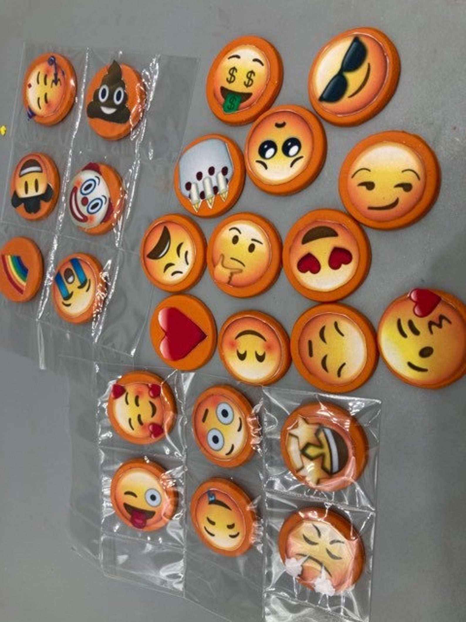 Emoji Edible Emoji Fondant Emoji Sugar Emoji Emoji for Etsy Canada