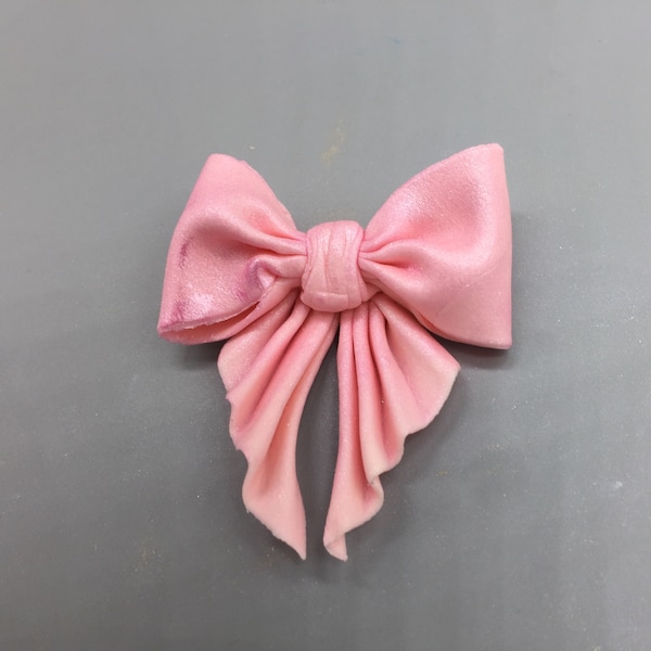 Bow; Edible hand made Bow,  Sugar bow for cakes and cupcakes, Large sugar bow, Fondant bow, Gum Paste hand made sugar bow,