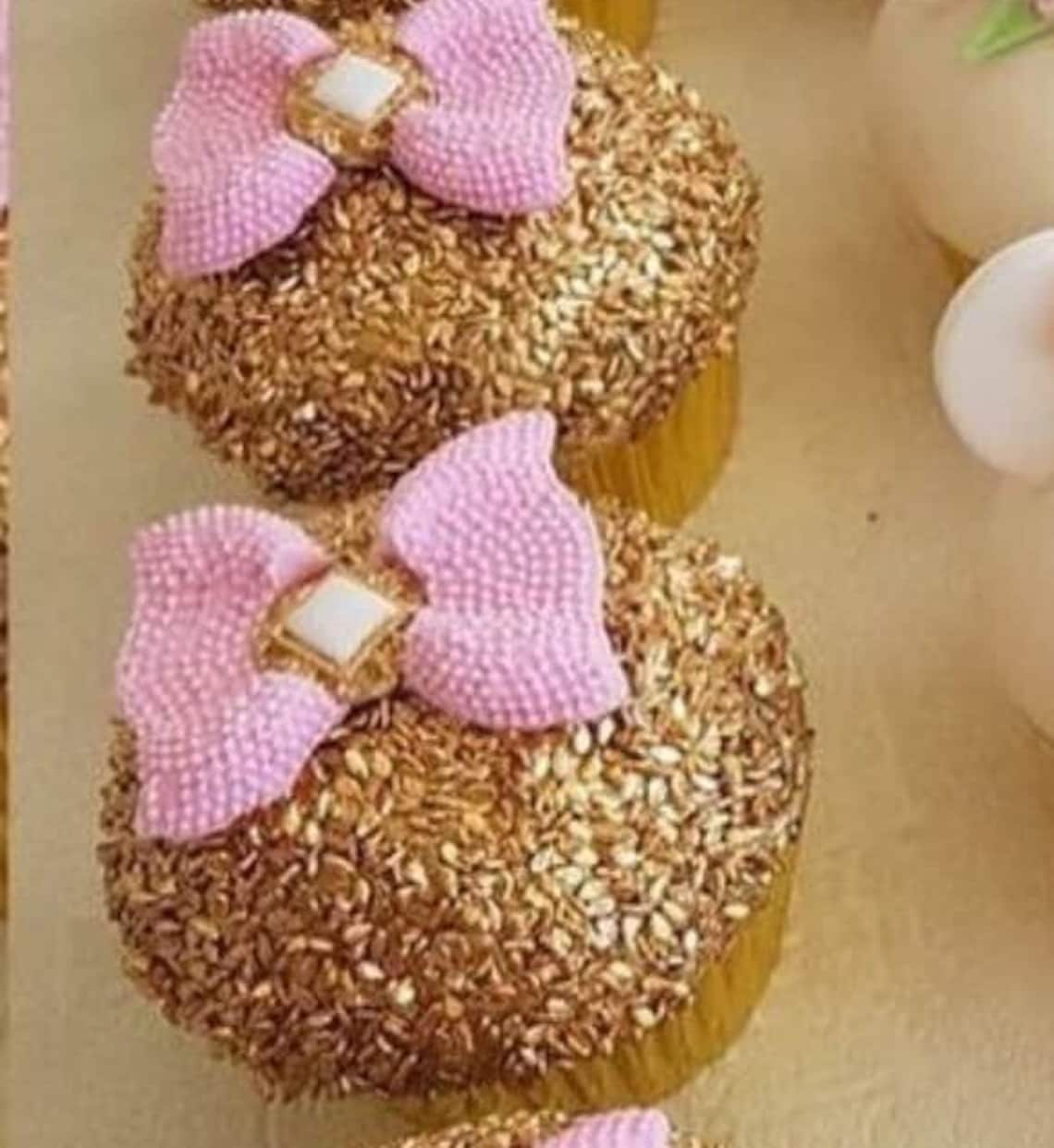 Edible bow Sugar bow Fondant bow for cakes and cupcakes Etsy