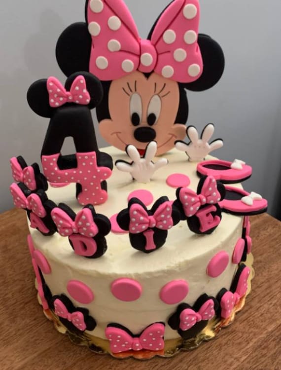 Minnie Mouse, Minnie Mouse Sugar Cake Decoration, Minnie Mouse Fondant Cake  Topper,minnie Mouse Cupcake, Oreos, Cake Pops Decoration. 