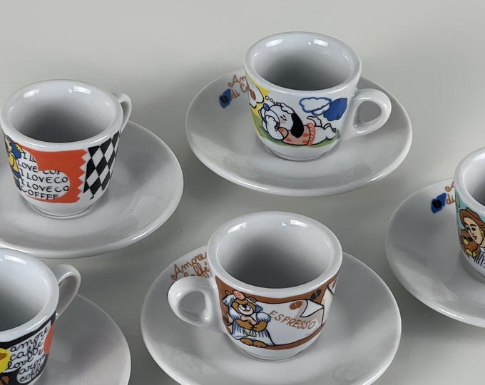 Set of 5 vintage espresso cups and saucers by Saturnia Italy from the “Amore di Caffè” series. Made in Italy 1990s