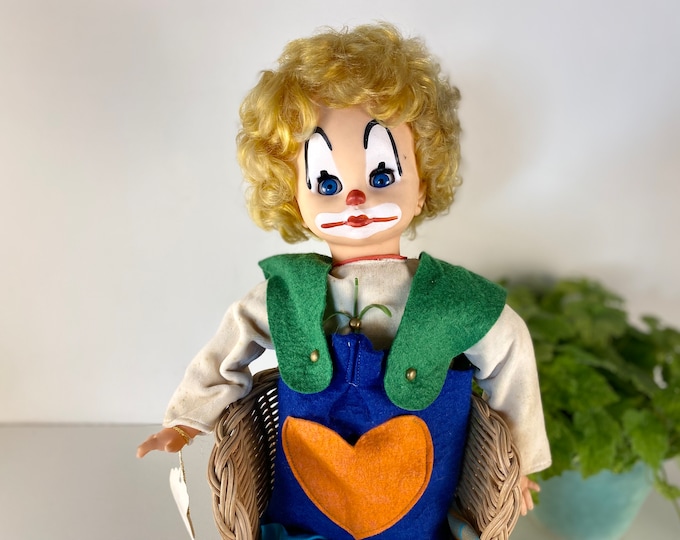 Vintage clown doll 25 inch Ari Konigseer GDR Germany, great vintage doll from the 1970's