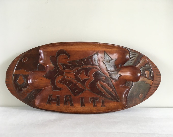 Serving plate with Fish. Wood Carving Haiti