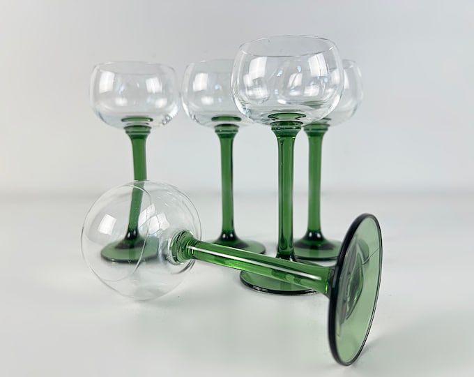 Set of 5 SMALL green stem white wine glasses, Alsace wine glasses, stemer glasses, Muscat wine glasses, French Vintage 1980's