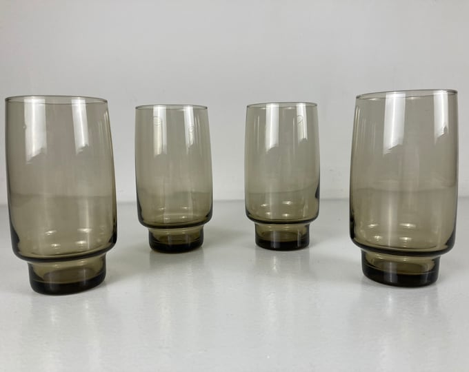 Luminarc 4 Smoke glass accent tumblers, drinking glasses, lemonade glasses, water glasses, beautiful mid century design from the 1970s