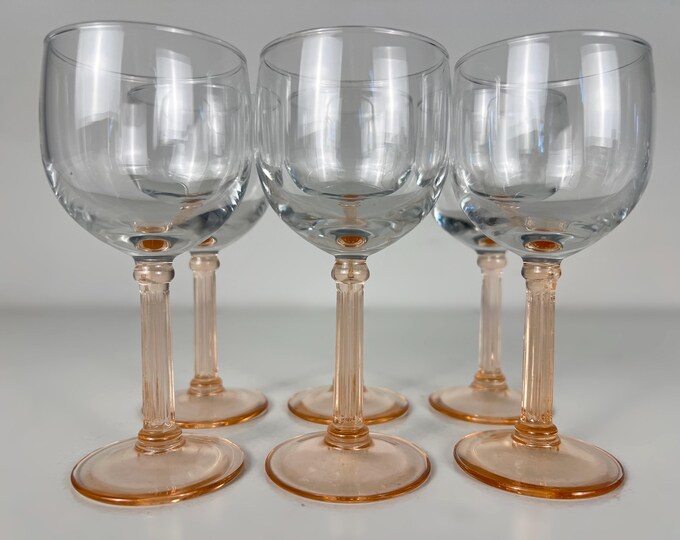 Set of 6 vintage Luminarc white wine glasses with a peach colored Greek column inspired stem, Vintage French barware 1980s