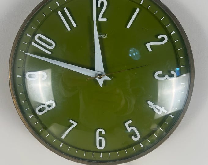 Vintage Metamec clock, electric clock, Mid Century Modern design England, 1960s