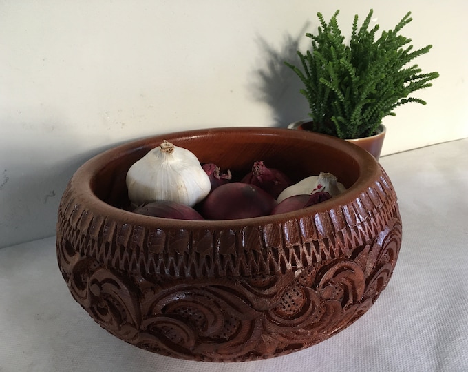 Vintage wooden salad bowl, fruit bowl, serving bowl, hand carved Rosemaling Norway design, Mid Century Scandinavian design 1960s