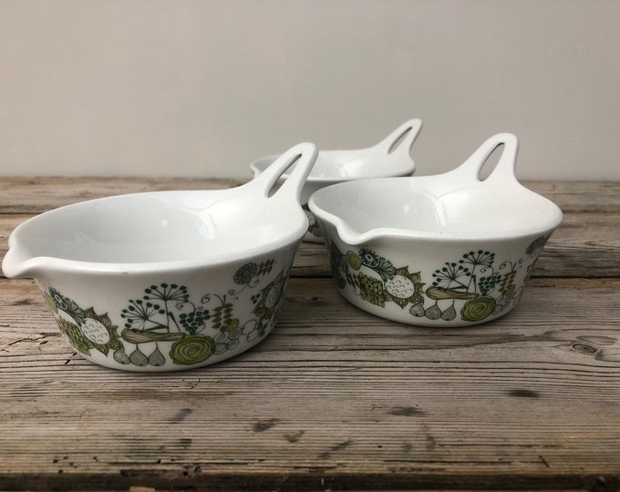 Large gravy bowl, sauce bowl, Turi Design Market for Figgjo Flint Norway, mid century modern design, Scandinavian design 1960's