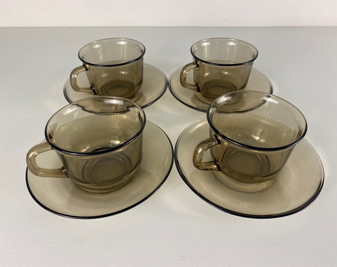 Set of 4 large smoke glass coffee cups with saucers, Arcoroc France, lovely mid century design from the 1970s