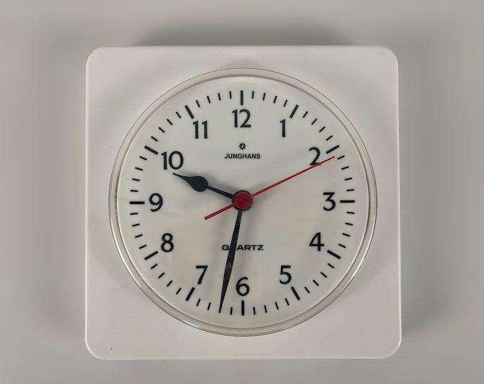 Junghans 1980s wall clock, Vintage 938 Quartz retro white plastic wall clock, West Germany