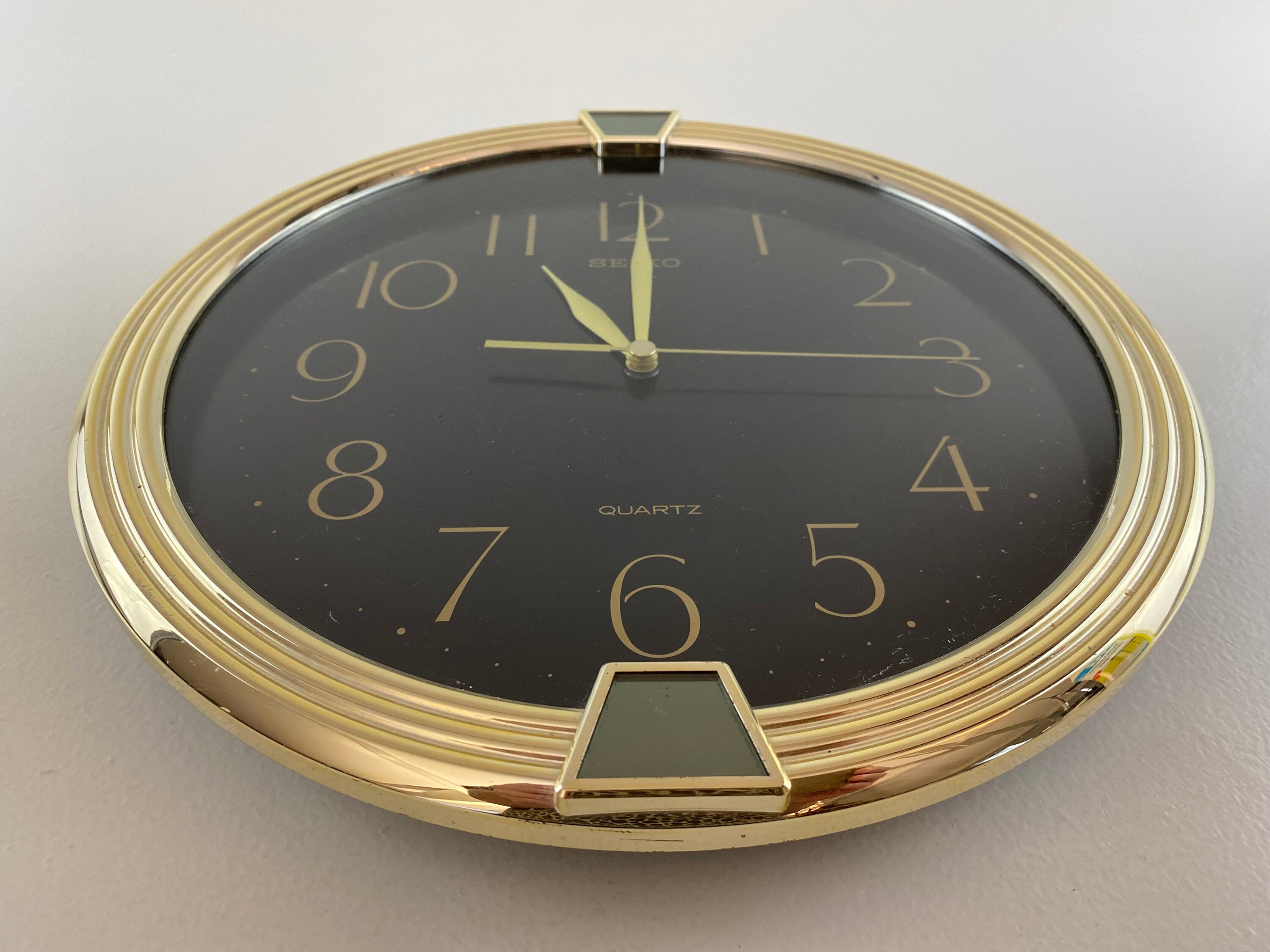 Vintage Seiko Quartz Wall Clock Gold Plastic Frame Made In Japan 