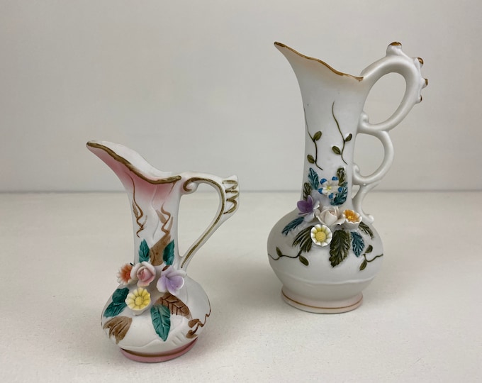 Small white porcelain bud vases, bud pitchers, with applied colored flowers and leaves, set of 2, lovely vintage from the 1950s