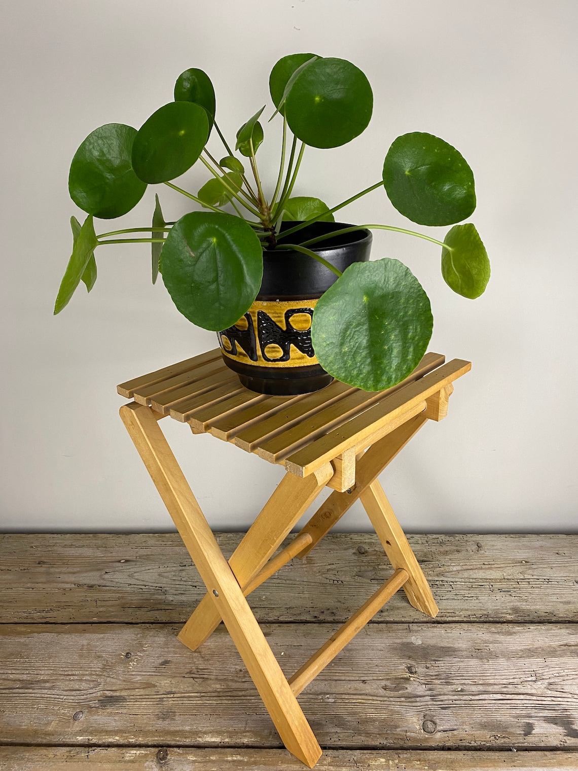 Woodland Outdoor Folding Plant Table or Stand - Green main image 1