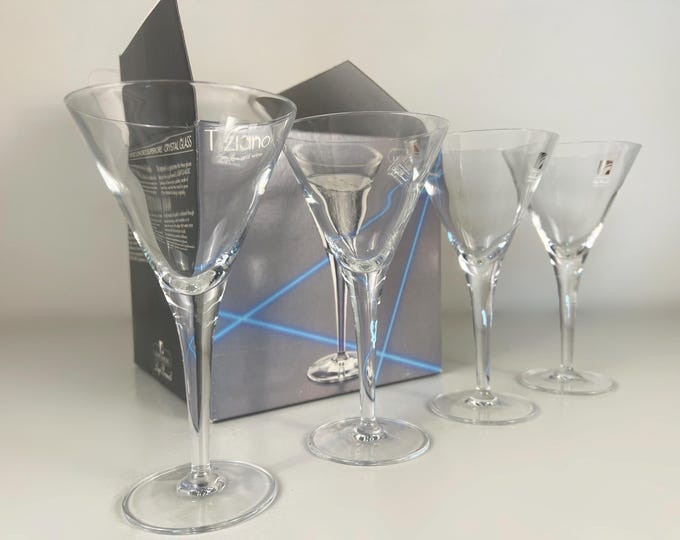 Set of 4 beautiful vintage Luigi Bormioli Tiziano handblown crystal red wine, or water glasses, Luigi Bormioli Italy 1990s