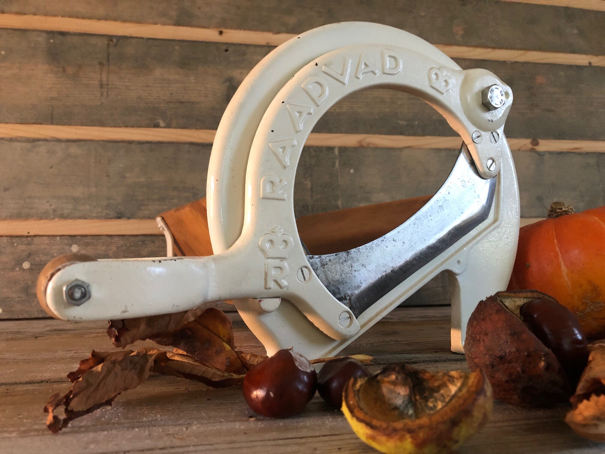 Raadvad - VINTAGE DANISH BREAD SLICER FOR RAADVAD