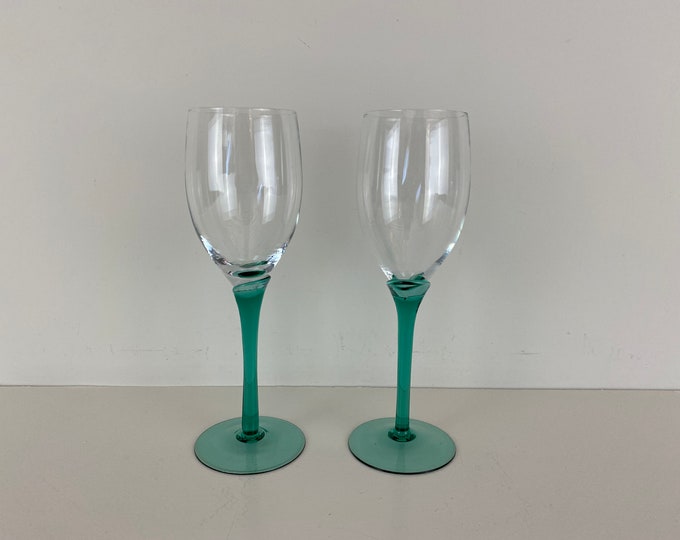 2 green stemmed wine glasses, mid century modern barware from the 1970’s