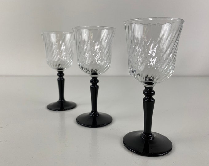 Set of 4 Luminarc wine glasses, delicate black stemmed wine glasses, water glasses from the 70's, mid century design barware
