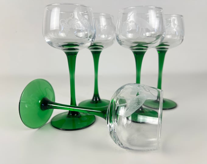 Set of 5 green long stemmed white wine stemmed glasses, Alsace wine glasses, beautifully etched with a Stork , grapes and vines, ARC France.