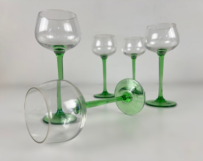 Set of 5 green stemmed vintage stemmed wine glasses, apple green stem, lovely vintage barware from the 1990s