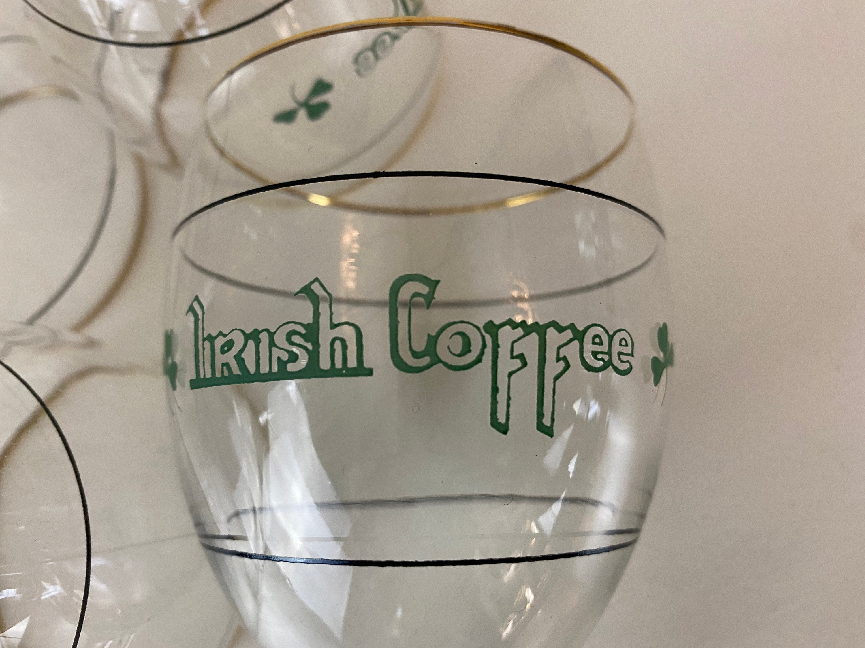 Set of 4 vintage Irish coffee glasses with golden rim from the 70's, Luminarc France, mid