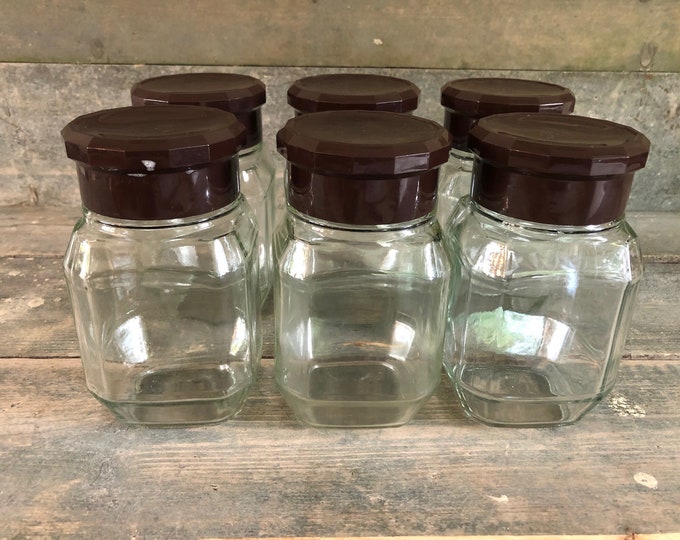 Set of 6 glass storage jars, storage containers with brown plastic lid, retro vintage mid century kitchen design 1970s